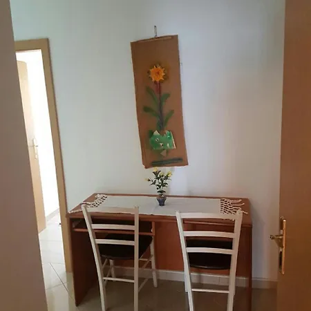 Apartment Brig *